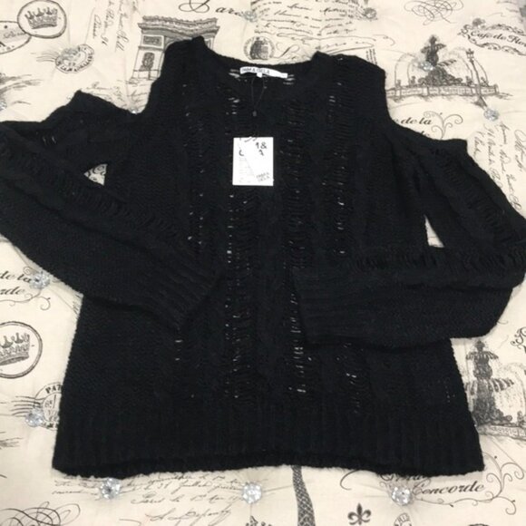 PAM AND GELA Cold Shoulder Cable Sweater - Picture 3 of 6